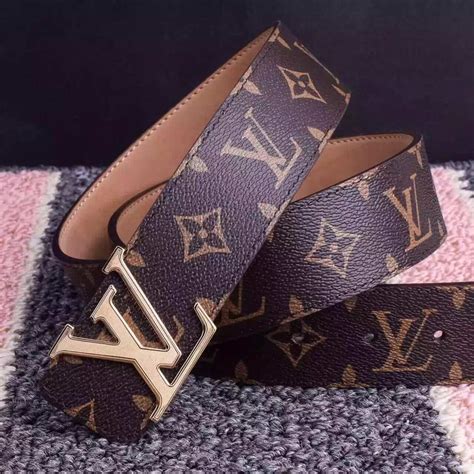 precio de un cinturon louis vuitton|cinturones mujer.